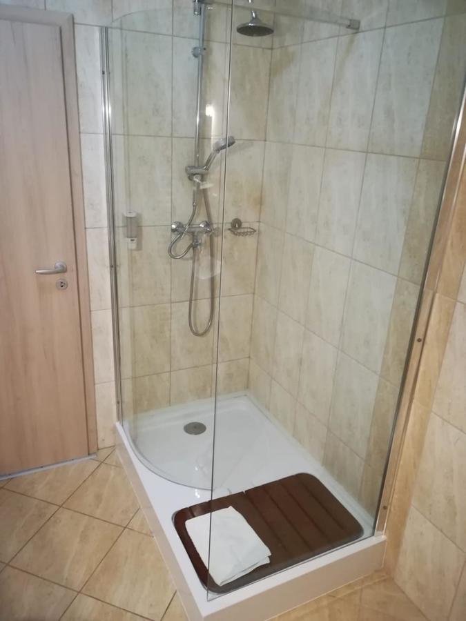 Hotel Dennis Medias Ngoại thất bức ảnh