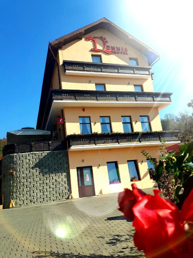 Hotel Dennis Medias Ngoại thất bức ảnh